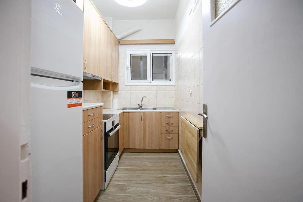 אתונה Stylish And Comfortable Apartment מראה חיצוני תמונה